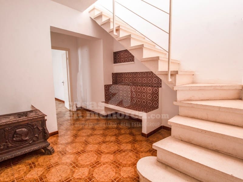 4 soverom Hus til salgs i Mahon / Mao - € 595 000 (Ref: 9419951)