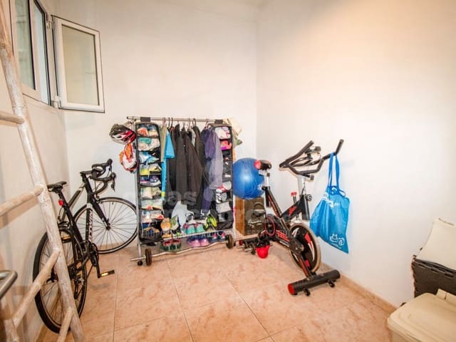 3 soveværelse Lejlighed til salg i Mahón / Maó - € 260.000 (Ref: 9434935)