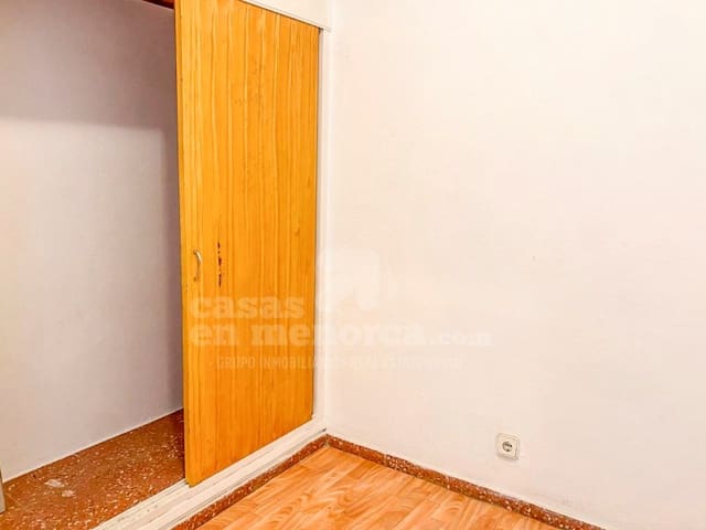 2 makuuhuone Asunto myytävänä paikassa Es Castell - 190 000 € (Ref: 9452097)