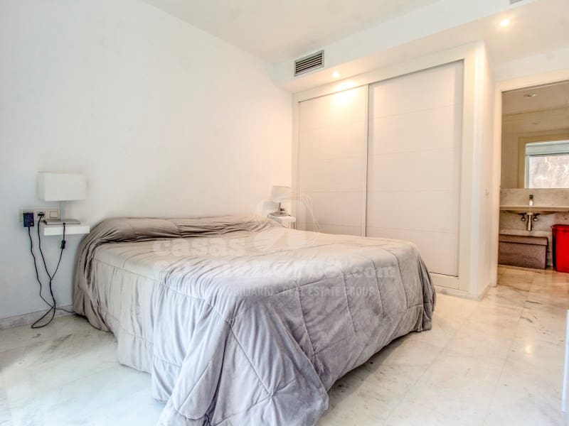 2 slaapkamer Flat te koop in Mahon / Mao met zwembad - € 470.000 (Ref: 9452098)