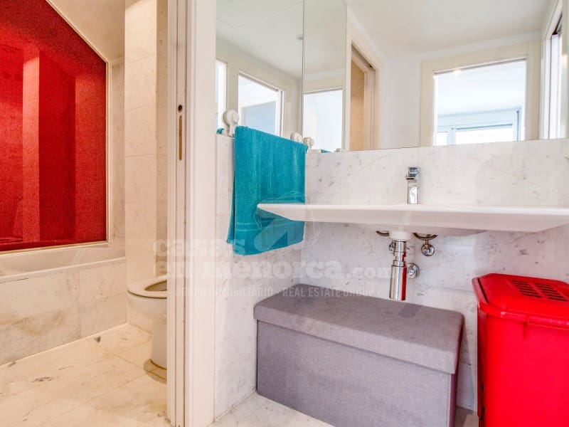 2 slaapkamer Flat te koop in Mahon / Mao met zwembad - € 470.000 (Ref: 9452098)