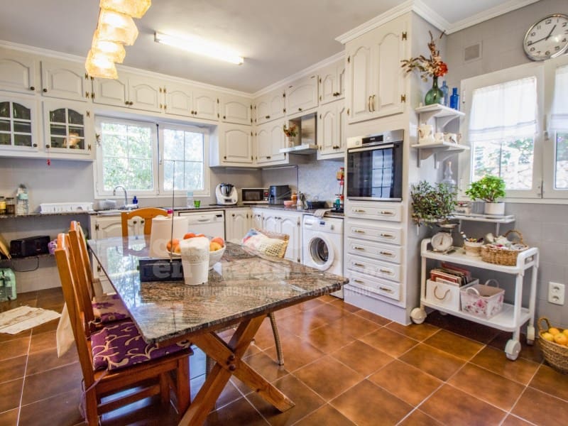 4 camera da letto Finca/Casa di Campagna in vendita in Trebaluger con piscina garage - 1.100.000 € (Rif: 9456224)