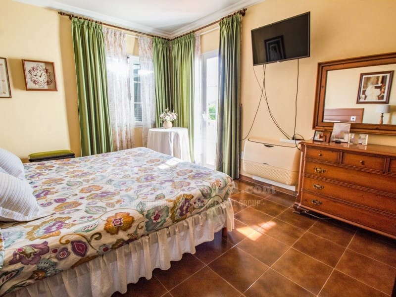 4 camera da letto Finca/Casa di Campagna in vendita in Trebaluger con piscina garage - 1.100.000 € (Rif: 9456224)