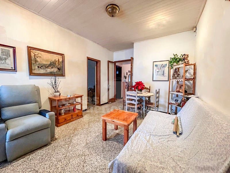 3 bedroom Flat for sale in Ciutadella de Menorca - € 330,000 (Ref: 9474956)