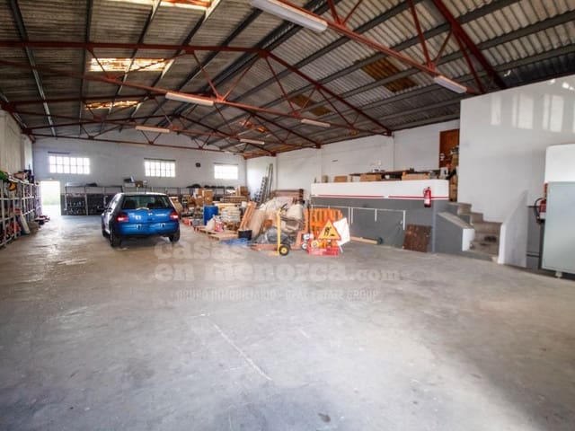 Gewerbe zu verkaufen in Es Castell - 800.000 € (Ref: 9481183)