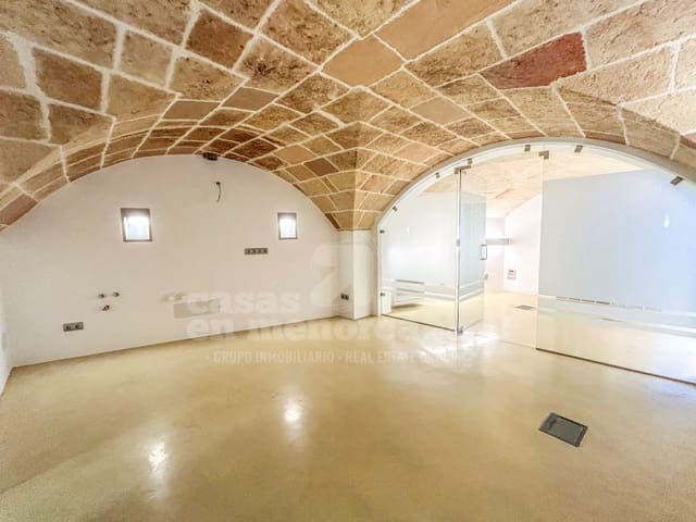 Commercieel te koop in Ciutadella, Ciutadella de Menorca - € 318.000 (Ref: 9528139)