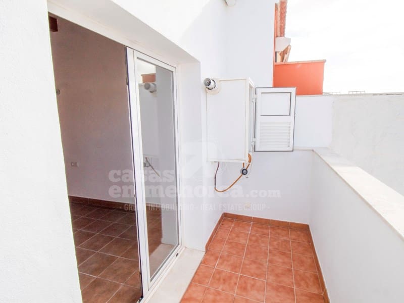 3 makuuhuone Asunto myytävänä paikassa Es Castell - 295 000 € (Ref: 9561752)