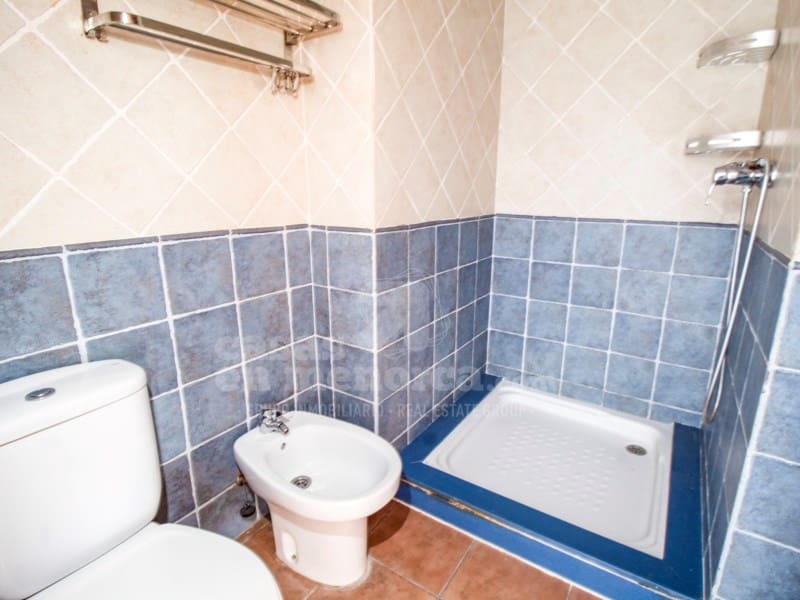 3 makuuhuone Asunto myytävänä paikassa Es Castell - 295 000 € (Ref: 9561752)