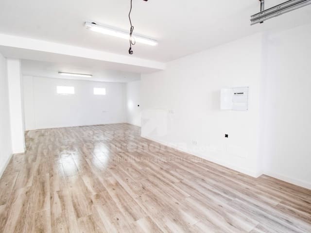 Garage à vendre à Es Castell - 104 000 € (Ref: 9561753)