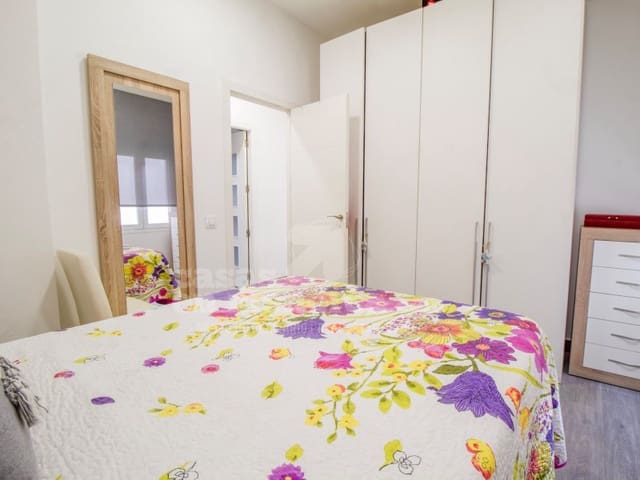 2 soveværelse Lejlighed til salg i Mahón / Maó - € 280.000 (Ref: 9561754)