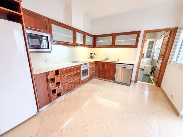 3 soverom Leilighet til salgs i Ciutadella, Ciutadella de Menorca - € 472 000 (Ref: 9582919)