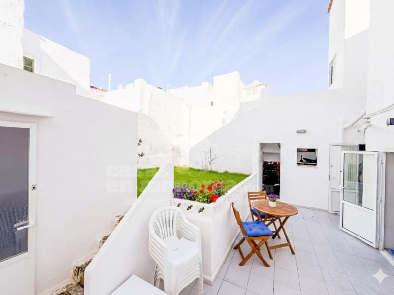 6 makuuhuone Omakotitalo myytävänä paikassa Ciutadella de Menorca - 630 000 € (Ref: 9596095)