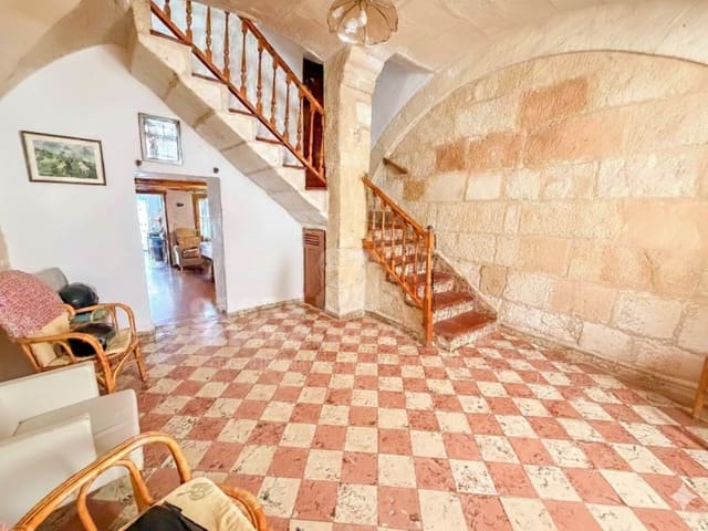 6 makuuhuone Omakotitalo myytävänä paikassa Ciutadella, Ciutadella de Menorca - 630 000 € (Ref: 9596095)