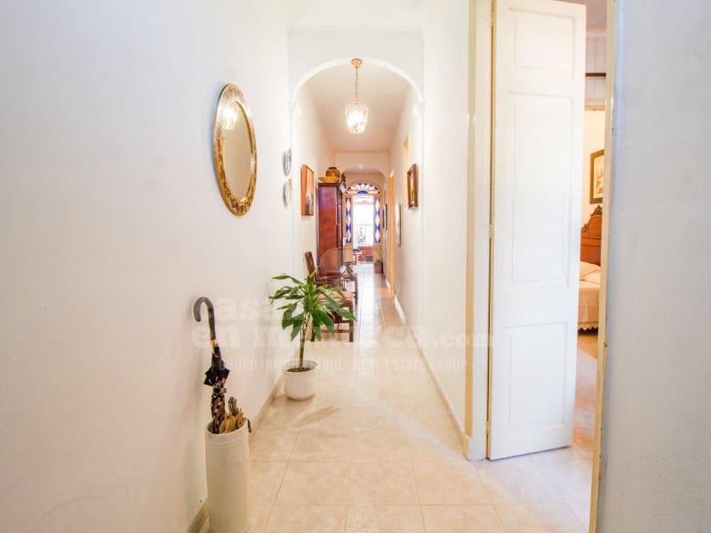 3 bedroom Townhouse for sale in Mahon / Mao with garage - € 360,000 (Ref: 9611315)