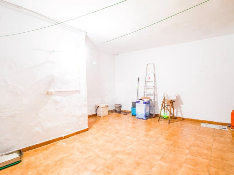 3 bedroom Townhouse for sale in Mahon / Mao with garage - € 360,000 (Ref: 9611315)