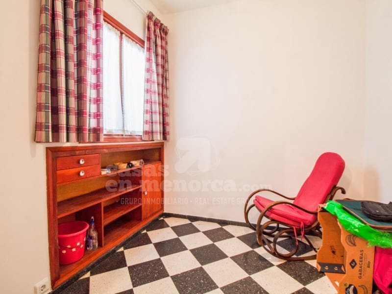 4 Zimmer Wohnung zu verkaufen in Mahon / Mao - 340.000 € (Ref: 9611316)