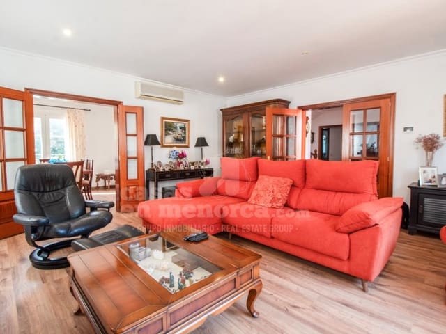 4 bedroom Villa for sale in Trebaluger, Es Castell with pool garage - € 1,150,000 (Ref: 9611317)