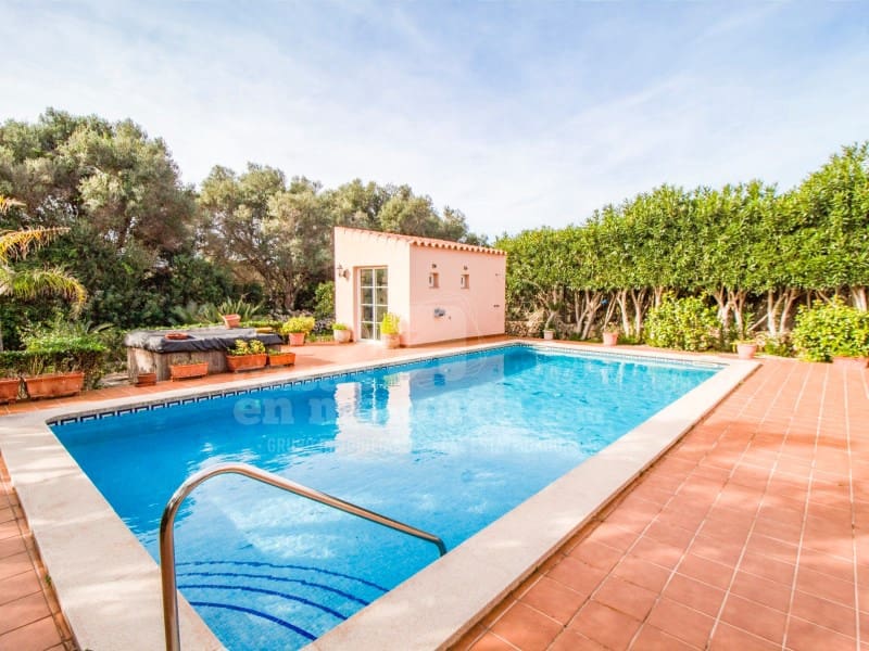 4 bedroom Villa for sale in Trebaluger with pool garage - € 1,150,000 (Ref: 9611317)