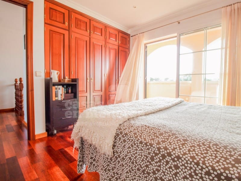 4 bedroom Villa for sale in Trebaluger with pool garage - € 1,150,000 (Ref: 9611317)