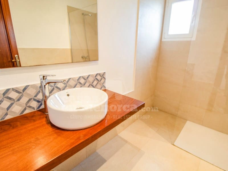 5 makuuhuone Huvila myytävänä paikassa Es Mercadal mukana uima-altaan 
autotalli - 1 450 000 € (Ref: 9627554)