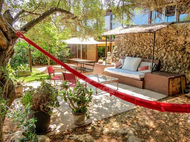 4 makuuhuone Maalaistalo myytävänä paikassa Ciutadella, Ciutadella de Menorca mukana uima-altaan 
autotalli - 1 450 000 € (Ref: 9634212)