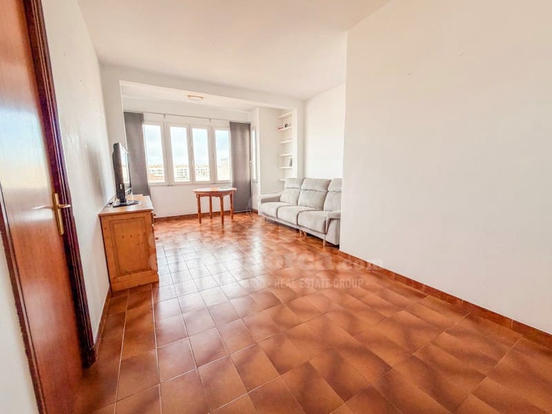 Piso de 3 habitaciones en Ciutadella de Menorca en venta - 330.000 € (Ref: 9666265)