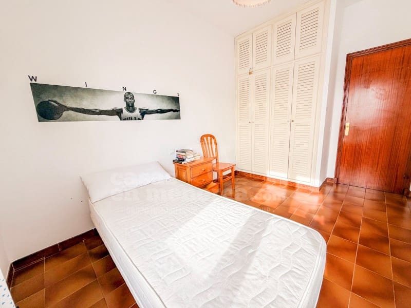 Piso de 3 habitaciones en Ciutadella de Menorca en venta - 330.000 € (Ref: 9666265)