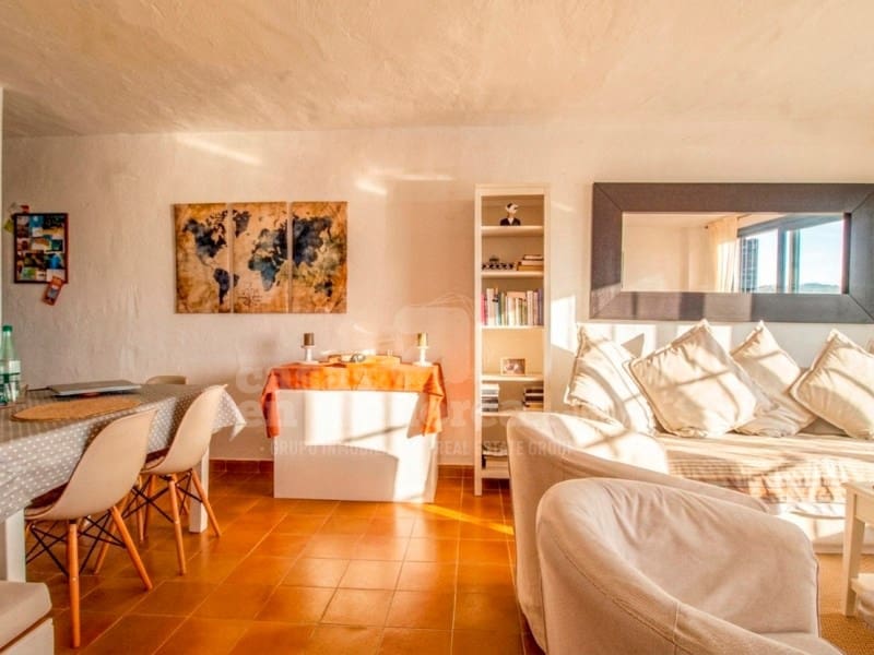 2 Zimmer Apartment zu verkaufen in Arenal d'en Castell mit Pool - 380.000 € (Ref: 9670320)