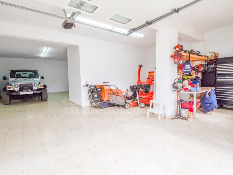 4 soveværelse Finca/Landehus til salg i Alayor / Alaior med swimmingpool garage - € 1.395.000 (Ref: 9674023)