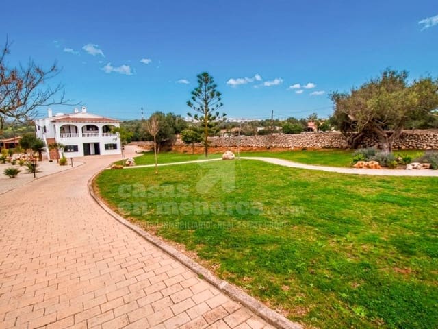 4 soveværelse Finca/Landehus til salg i Alayor / Alaior med swimmingpool garage - € 1.395.000 (Ref: 9674023)