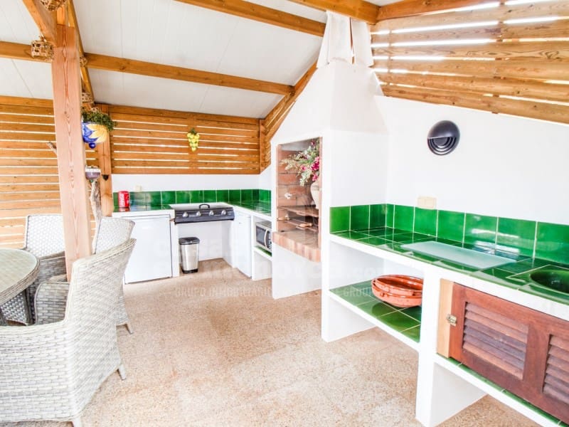 4 soveværelse Finca/Landehus til salg i Alayor / Alaior med swimmingpool garage - € 1.395.000 (Ref: 9674023)