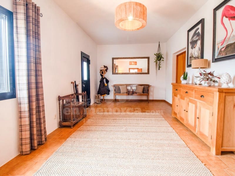 4 soveværelse Finca/Landehus til salg i Alayor / Alaior med swimmingpool garage - € 1.395.000 (Ref: 9674023)