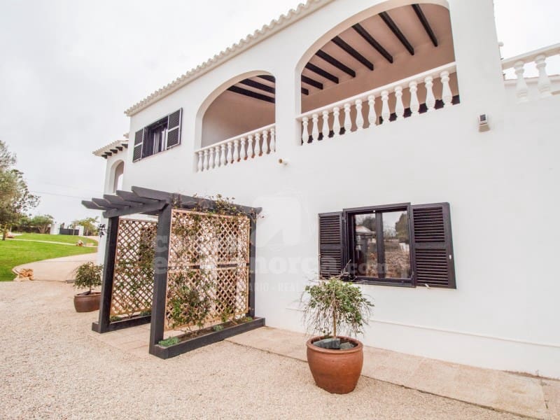 4 soveværelse Finca/Landehus til salg i Alayor / Alaior med swimmingpool garage - € 1.395.000 (Ref: 9674023)