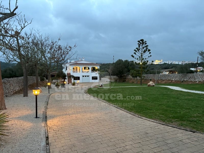 4 soveværelse Finca/Landehus til salg i Alayor / Alaior med swimmingpool garage - € 1.395.000 (Ref: 9674023)