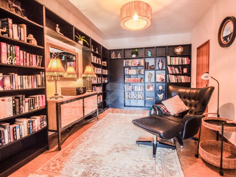 4 soveværelse Finca/Landehus til salg i Alayor / Alaior med swimmingpool garage - € 1.395.000 (Ref: 9674023)