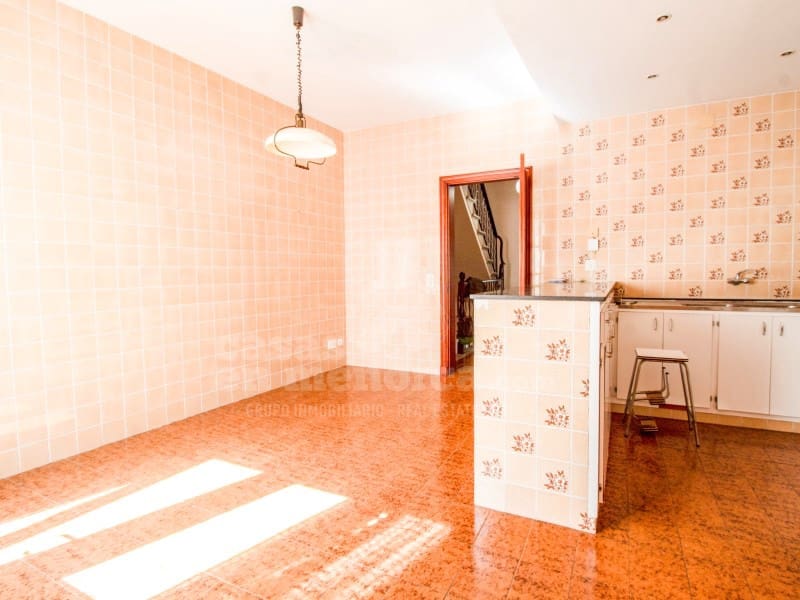 4 slaapkamer Huis te koop in Mahon / Mao - € 490.000 (Ref: 9679696)