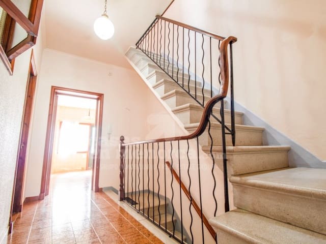 4 slaapkamer Huis te koop in Mahón / Maó - € 490.000 (Ref: 9679696)