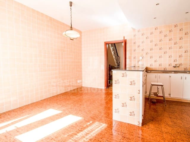 4 slaapkamer Huis te koop in Mahón / Maó - € 490.000 (Ref: 9679696)