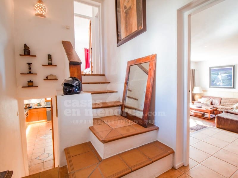 6 quarto Moradia para venda em Es Castell com piscina garagem - 1 250 000 € (Ref: 9698721)