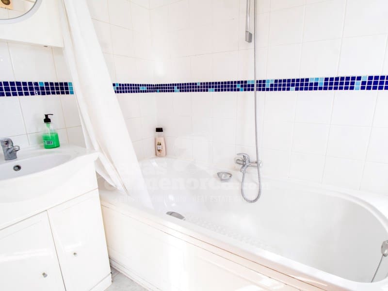 6 quarto Moradia para venda em Es Castell com piscina garagem - 1 250 000 € (Ref: 9698721)