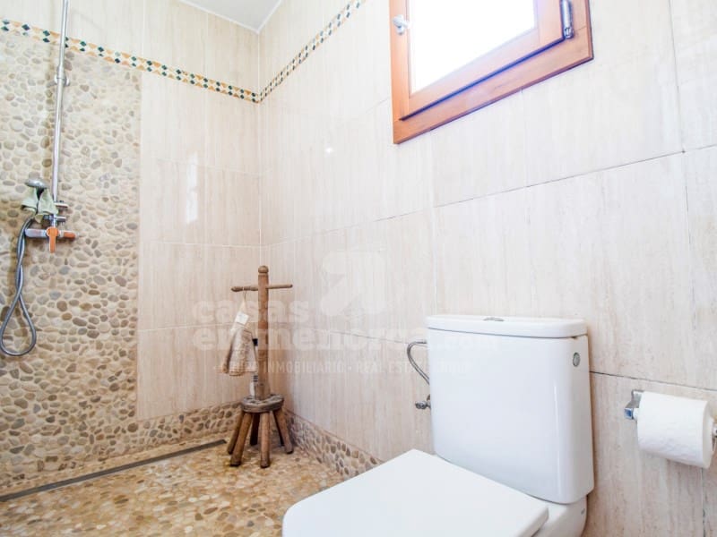 6 quarto Moradia para venda em Es Castell com piscina garagem - 1 250 000 € (Ref: 9698721)