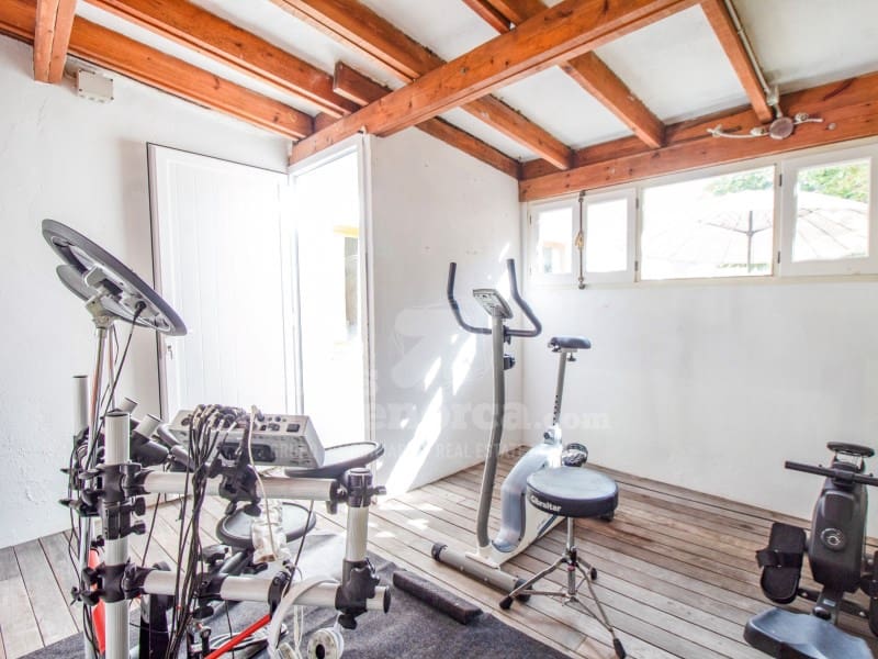 6 quarto Moradia para venda em Es Castell com piscina garagem - 1 250 000 € (Ref: 9698721)