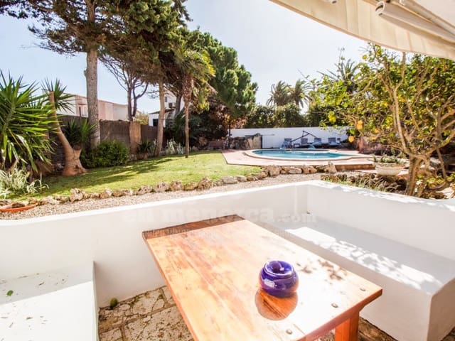 6 soveværelse Villa til salg i Es Castell med swimmingpool garage - € 1.250.000 (Ref: 9698721)