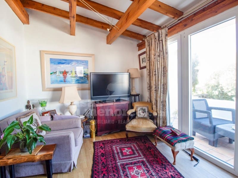 6 quarto Moradia para venda em Es Castell com piscina garagem - 1 250 000 € (Ref: 9698721)