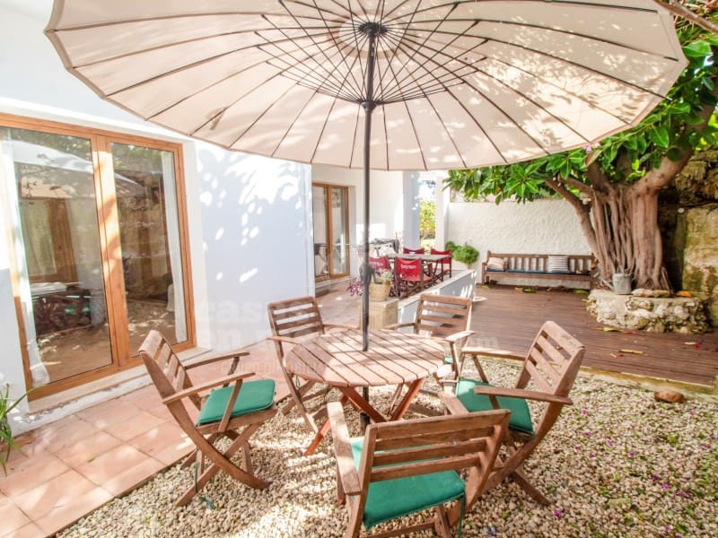 6 quarto Moradia para venda em Es Castell com piscina garagem - 1 250 000 € (Ref: 9698721)