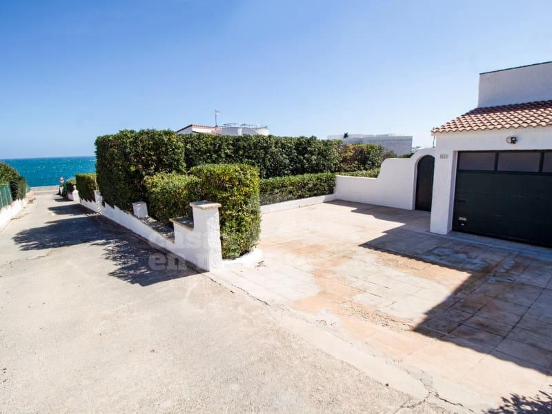 Chalet de 5 habitaciones en S'Algar en venta con piscina garaje - 875.000 € (Ref: 9726881)