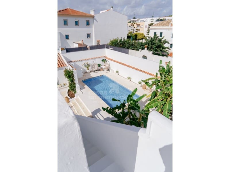 5 soveværelse Villa til salg i Es Castell med swimmingpool - € 1.200.000 (Ref: 9738396)