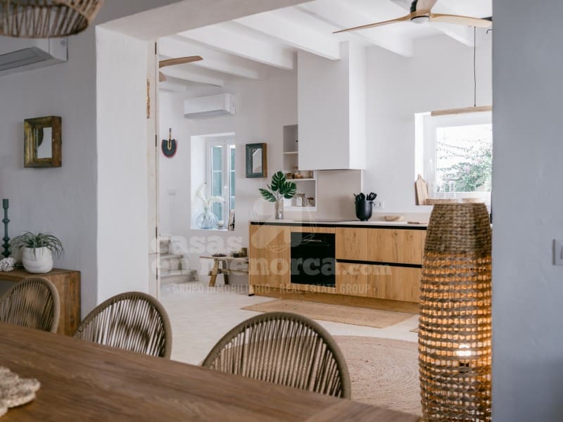 5 soveværelse Villa til salg i Es Castell med swimmingpool - € 1.200.000 (Ref: 9738396)