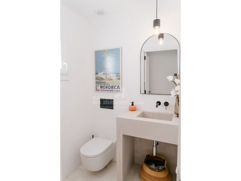 5 soveværelse Villa til salg i Es Castell med swimmingpool - € 1.200.000 (Ref: 9738396)