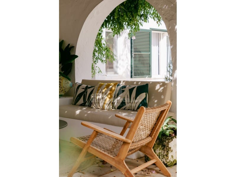 5 soveværelse Villa til salg i Es Castell med swimmingpool - € 1.200.000 (Ref: 9738396)